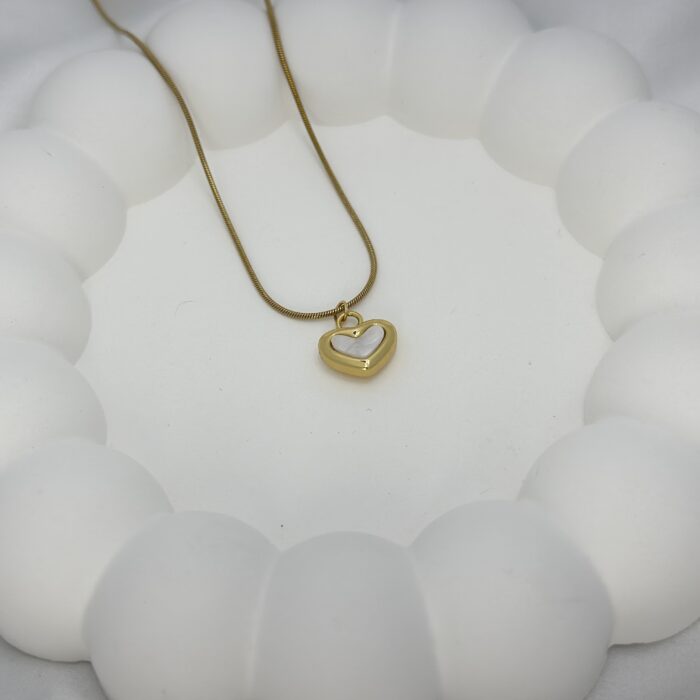 Shell Heart Necklace - Image 2