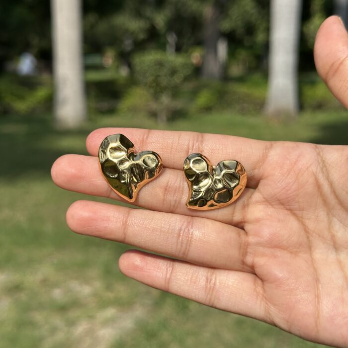 Pebble Kiss Studs - Image 4