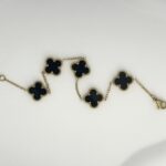 Clover Black Bracelet - Image 2