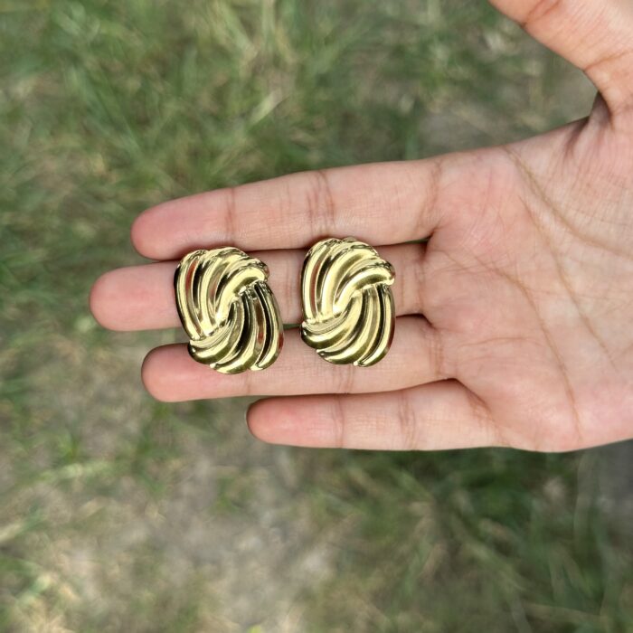 Ribbon Swirl Earrings - Image 2