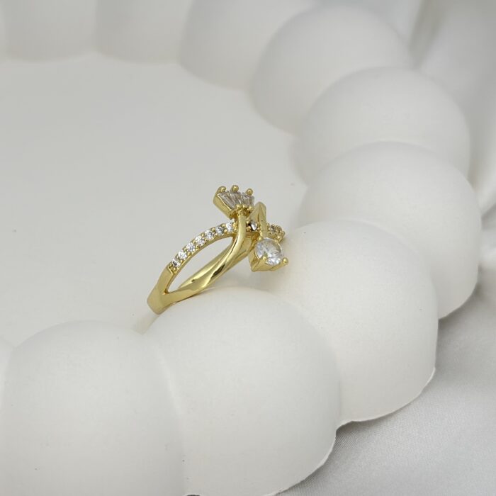 Radiant Crossover Ring - Image 3