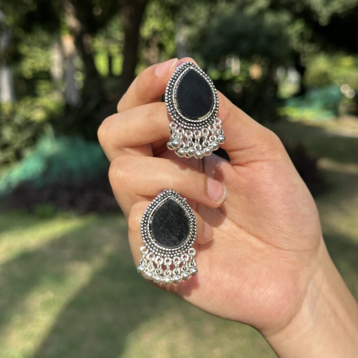 Noir Teardrop Earrings - Image 1