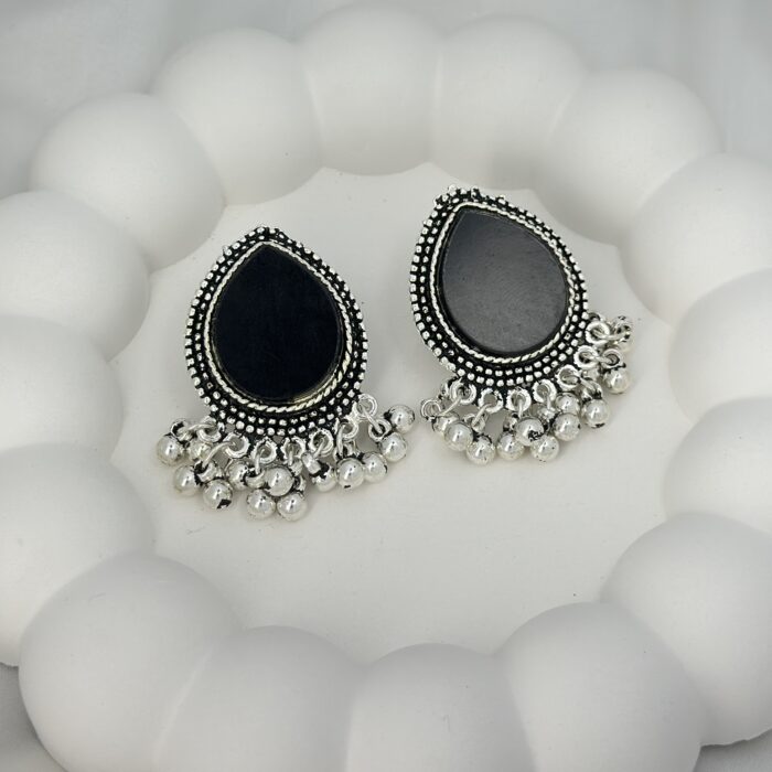 Noir Teardrop Earrings - Image 4