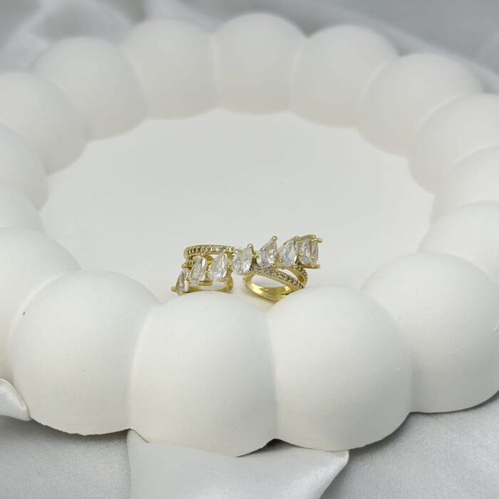 The Queen Ring - Image 3
