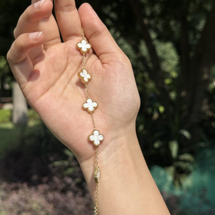 Clover White Bracelet - Image 1