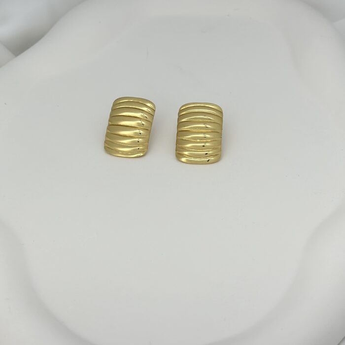 Gleam Bar Earrings - Image 4
