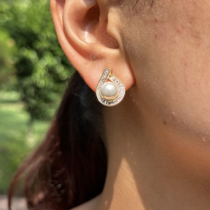 Pearl Studs - Image 5