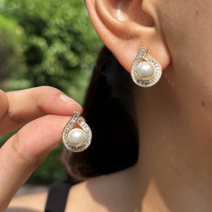 Pearl Studs - Image 1