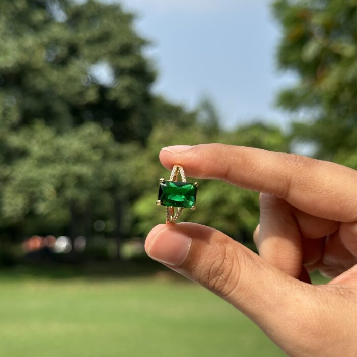 Emerald Prism Ring - Image 3