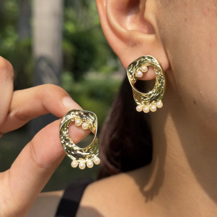 Cove Earrings - Image 1